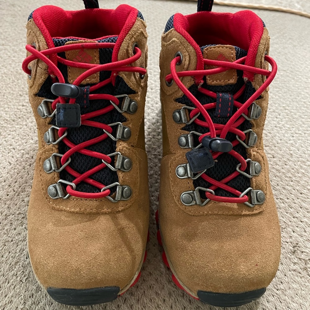 Kids waterproof hiking shoes size 13